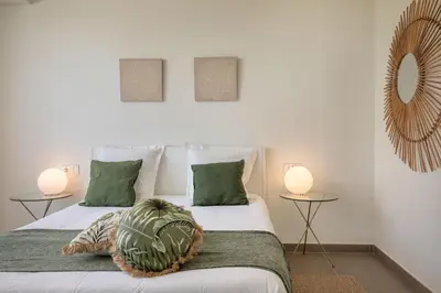 Cama o camas de una habitación en Villa Verde Costa Brava - BY EMERALD STAY