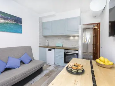 Una cocina o zona de cocina en Apartment Genova by Interhome