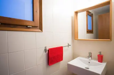 Un baño de Salitres Increíbles vistas a 50m de la playa
