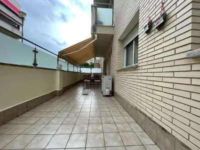 Un balcón o terraza de 70m2 Apt 2bedrooms 25m2Terrace, 4Pools, 3min beach