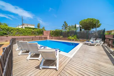 Piscina en o cerca de Villa Margot Piscina Privada Barbacoa Aire Acondicionado