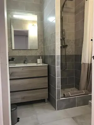 Un baño de Appt « Catalunya » BEGUR-PALS