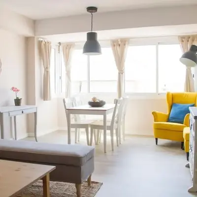 Lloret de Mar - BeachSide Apartment - Free Parking - limited size car