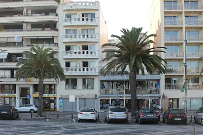 Edificio en el que se encuentra el apartamento