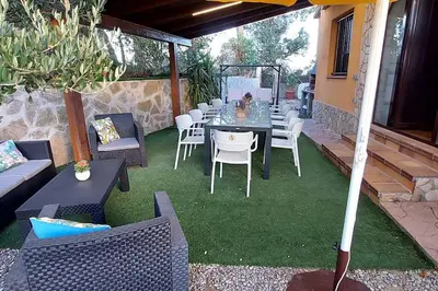 Zona de estar de Bravaholidays-600-Mas Altaba