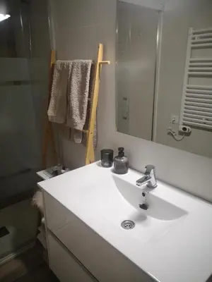 Un baño de Apartament LA SAL