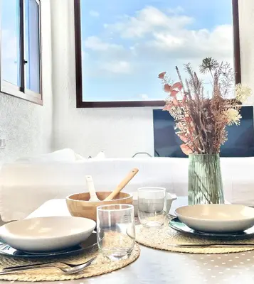 Plano de Villa Only Adults 2 Pax · Piscina Privada · A/C · WIFI · BBQ