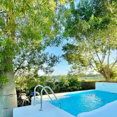 Villa Only Adults 2 Pax · Piscina Privada · A/C · WIFI · BBQ