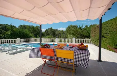 Plano de Villa Sophia by Vintage Travel