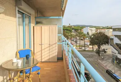 Un balcón o terraza de Apartamento Piscina en Platja d'Aro by Host&Joy