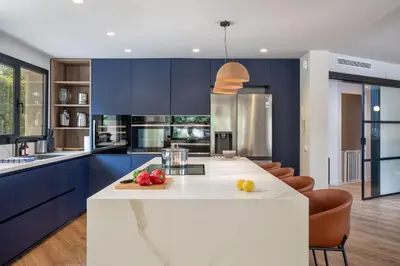 Una cocina o zona de cocina en Villa Le Grá Costa Brava - BY EMERALD STAY
