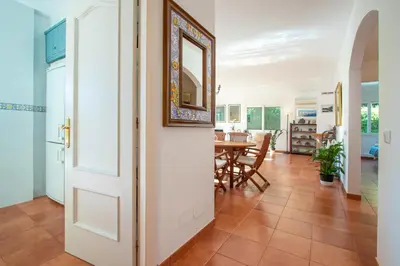 Plano de Villa con piscina privada en Begur