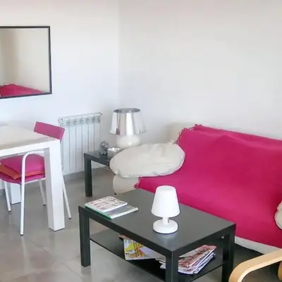 Charming Apartment in Palamós with Sea View and Terrace - 65 sqm