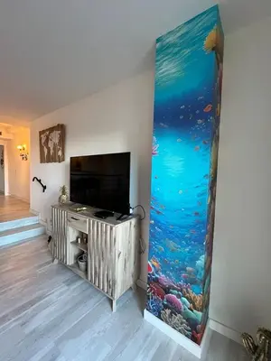 Una televisión o centro de entretenimiento en La Casa M'SOL