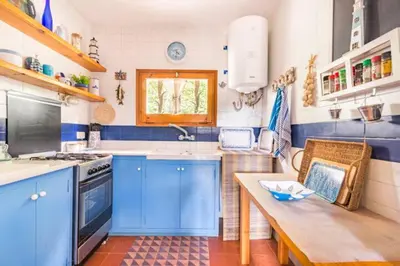 Una cocina o zona de cocina en Begur-Sa Tuna-Costa Brava-Rent House with Pool