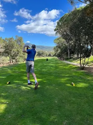 Instalaciones para jugar al golf en la villa o alrededores