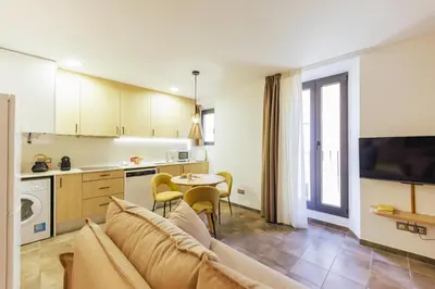 Una cocina o zona de cocina en Bravissimo Mercadal 3, one-bedroom plus sofa bed