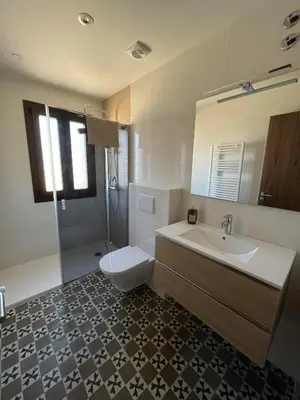 Un baño de El Molí de Fornells