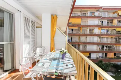 Un balcón o terraza de Apartamento Disa