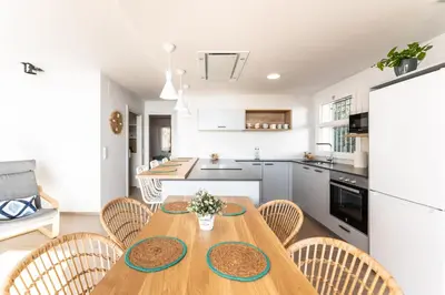 Una cocina o zona de cocina en Blau d'Aro - Encanto y Relax en Platja d'Aro - Vistas al Mar y Parking privado