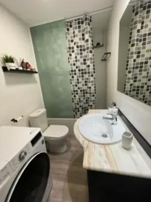 Un baño de Apartamento céntrico Playa de Aro con piscina.
