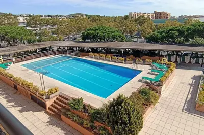 Piscina en o cerca de Apartamento céntrico Playa de Aro con piscina.