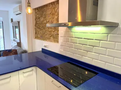 Una cocina o zona de cocina en Apartamento cerca de la playa