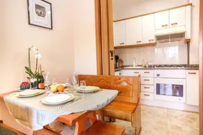 Una cocina o zona de cocina en Apartment Equiped Fenals Beach