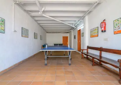 Instalaciones para jugar al ping pong en Cal Metge de Gualba o alrededores