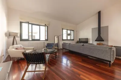 Zona de estar de Bravissimo Cort Reial Palau, Duplex penthouse