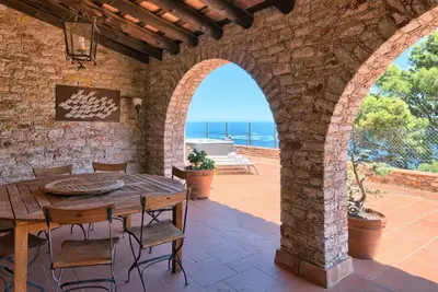 Paisaje cerca de esta villa