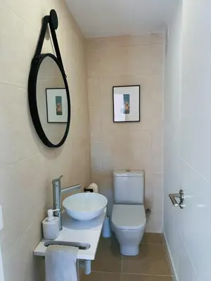 Un baño de Apartament a Palamós amb plaça de parking
