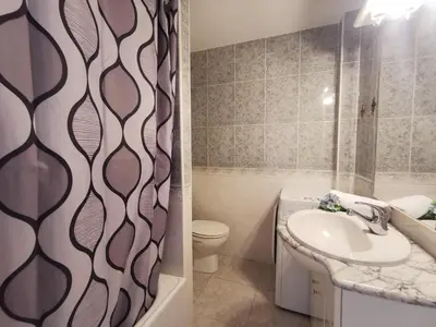 Un baño de Estudio con Terraza y Vista al Mar en Costa Brava - ES-209-7