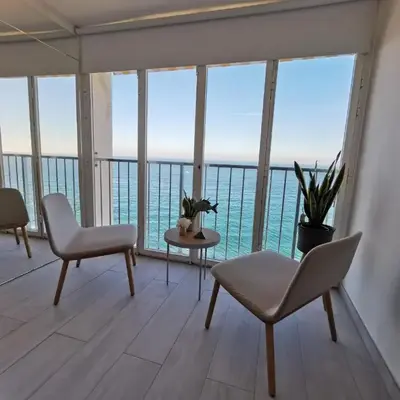 Estudio reformado en primera línea de mar con parking en Platja d'Aro - ES-209-26