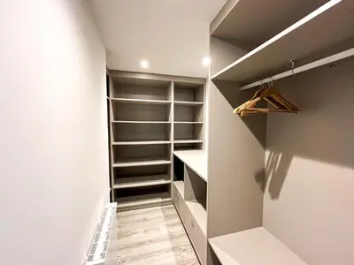 Plano de Old Town duplex with character