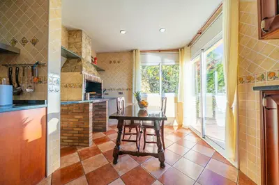 Una cocina o zona de cocina en Villa Mare Nostrum,12 personen, panoramisch zeezicht