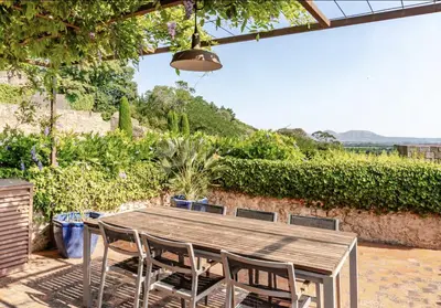 Paisaje cerca de esta villa