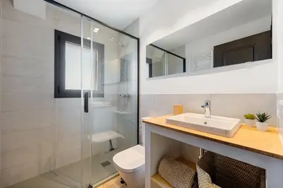 Un baño de Hauzify I Mas Formic