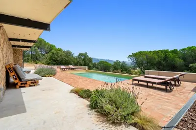 Piscina en o cerca de Hauzify I Mas Formic