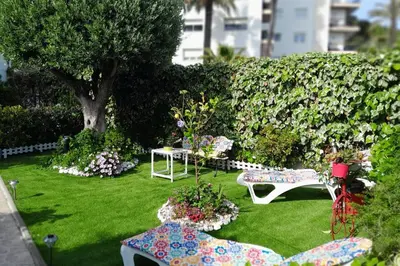 Jardín al aire libre en HomeHolidaysRentals Ancora - Costa Barcelona