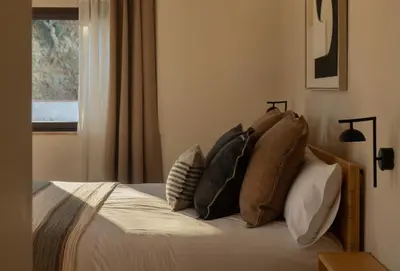 Cama o camas de una habitación en CAN BUFÍ, Espectacular casa con piscina interior