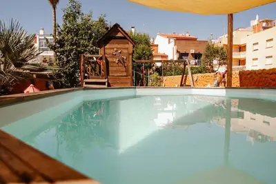 Piscina en o cerca de APARTMENT FOR 6 WITH POOL, GARDEN, CLIMBING AREA