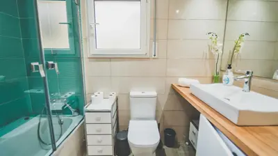 Un baño de SeaHomes Vacations - NAUTIC MARITIME Apt