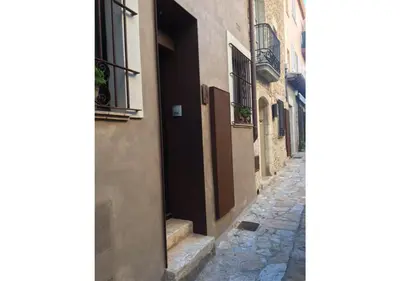 El barrio de los alrededores o un barrio cerca de esta villa