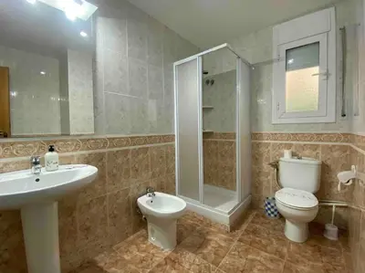 Un baño de Villa with private pool and BBQ near Lloret de Mar