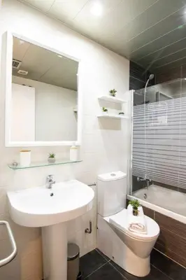 Un baño de SeaHomes Vacations - ACACIAS Beach&Chic