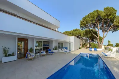 Piscina en o cerca de Luxury Villa Costa Brava in Calonge Playa de Aro Sea views