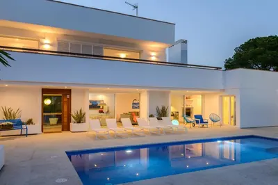Piscina en o cerca de Luxury Villa Costa Brava in Calonge Playa de Aro Sea views