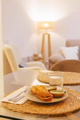 Comida en o cerca de este apartamento