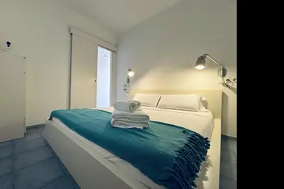 Cama o camas de una habitación en LETS HOLIDAYS Apartment with terrace near beach 2